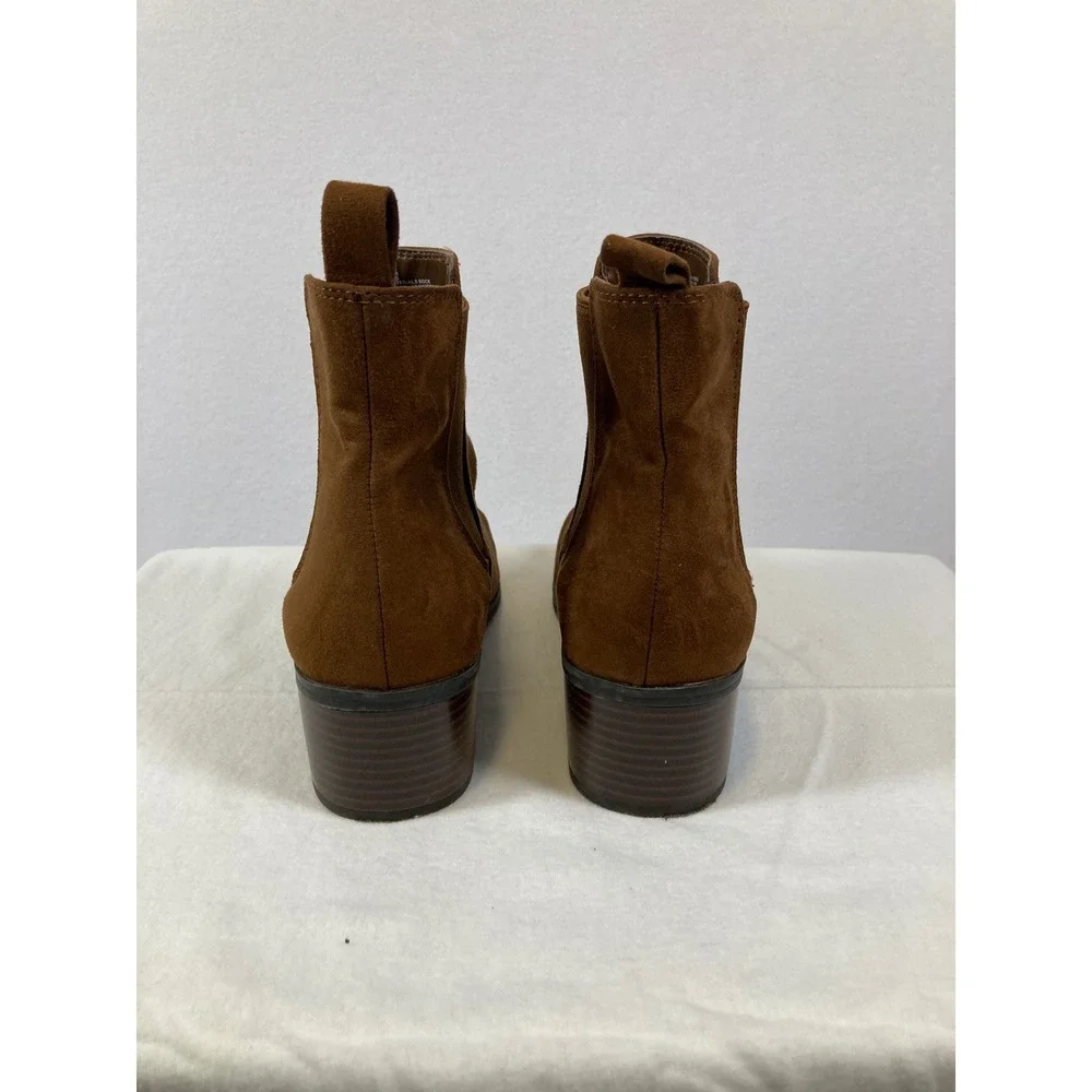 A New Day Chelsea Ankle Boots Womens 8.5 Cognac Brown Faux Suede Block Heel‎